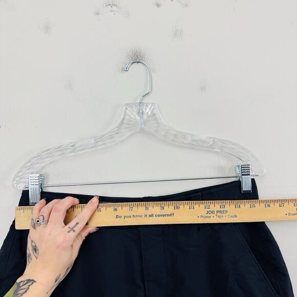 Under Armour Black Chino Shorts Men’s Size 32 - Picture 2 of 7